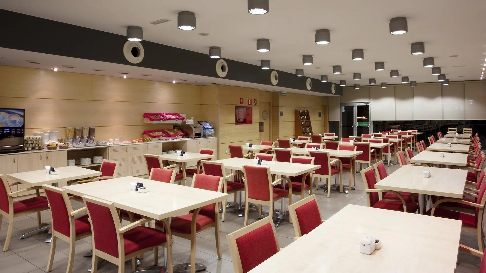 B&B Hotel Girona 3 Salt 3*,  Spain