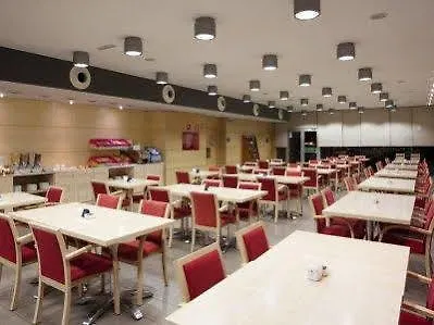 B&B Hotel Girona 3 Salt 3*,